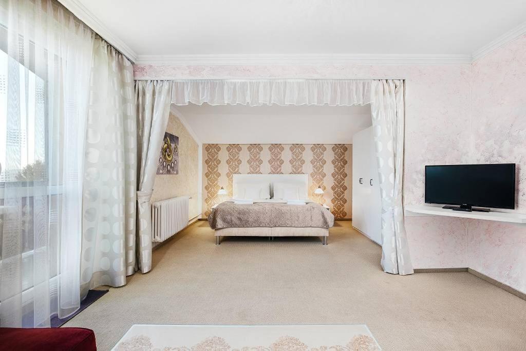 Wellness Hotel Bahenec Екстер'єр фото